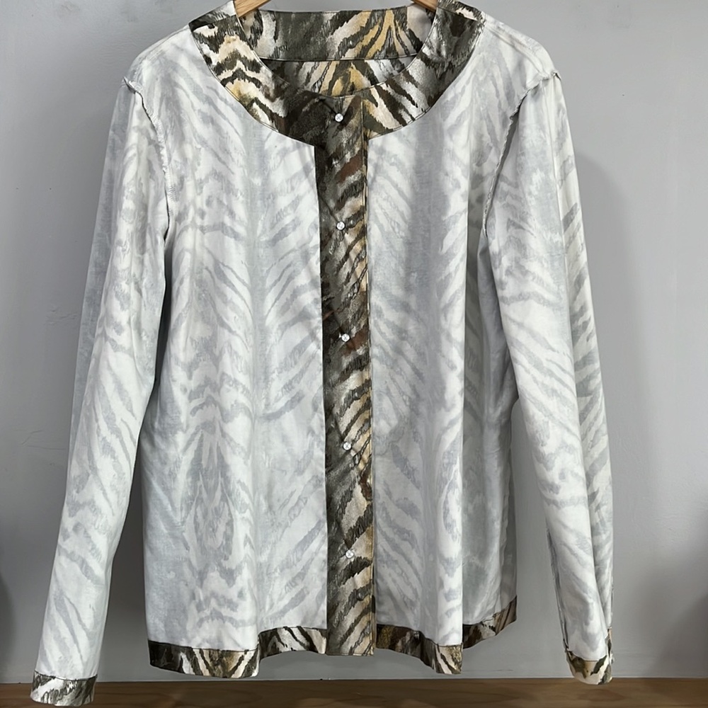 Chico’s Animal Print Green Gray Lightweight Blazer Jacket, Size XL - Picture 12 of 14